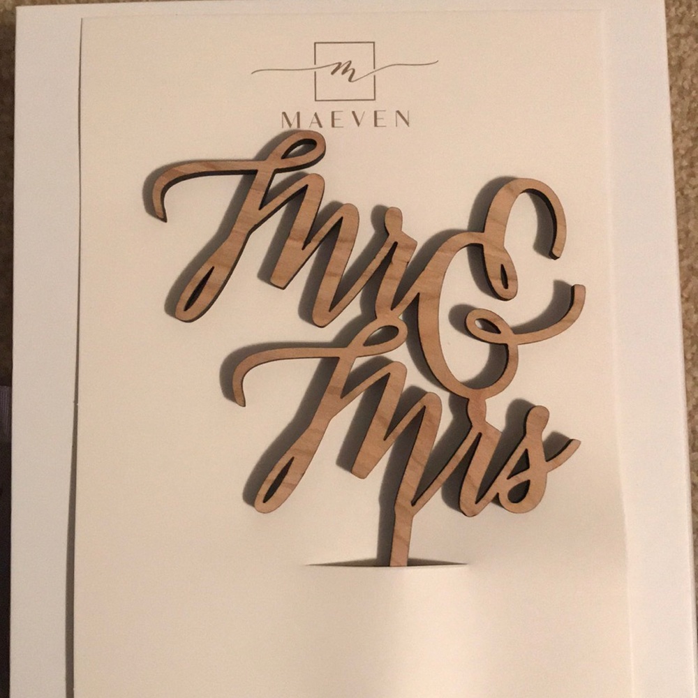 Mr & Mrs Cake Topper